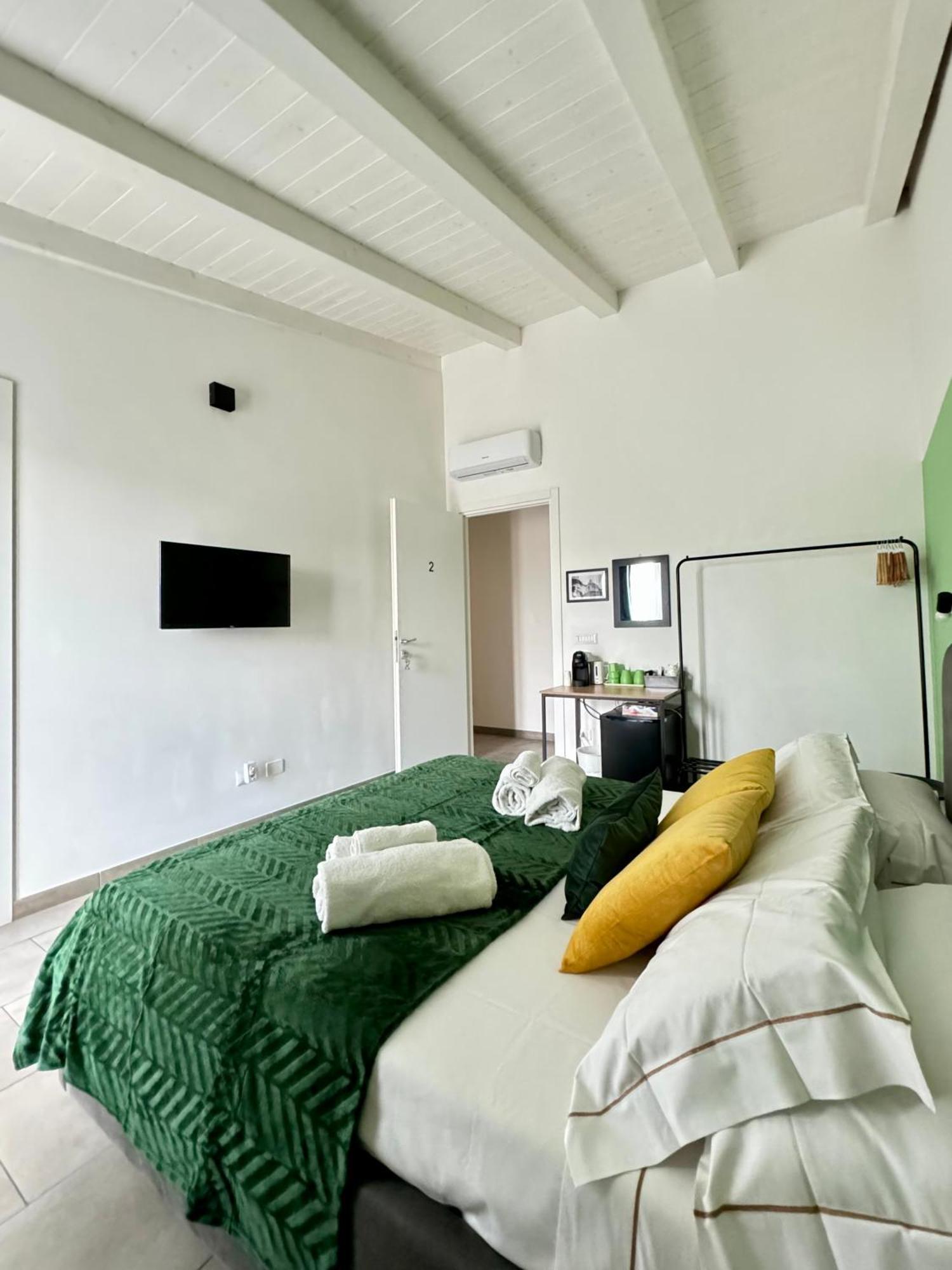 Citroom - Green City Rooms Olbia Exterior photo